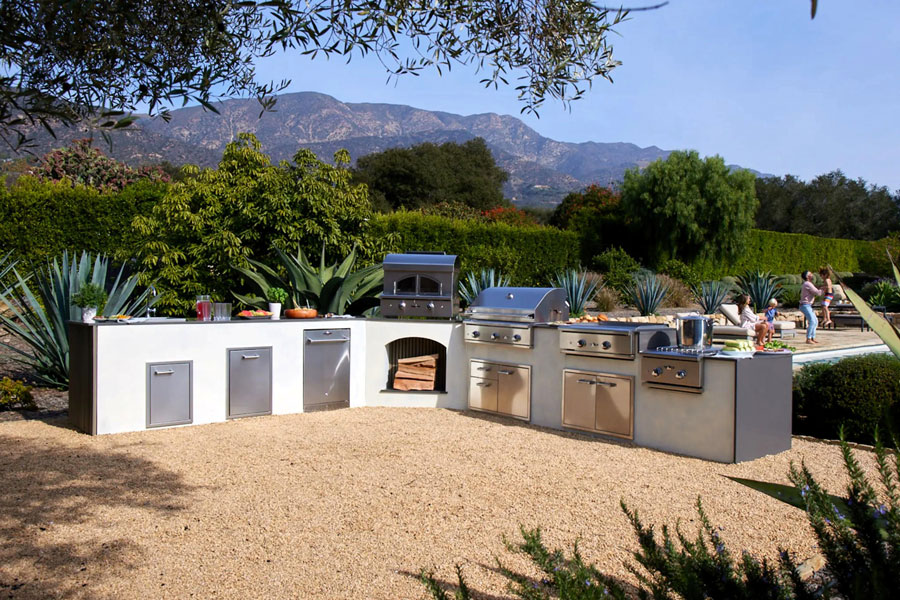 delta3..Montecito-Outdoor-Kitchen